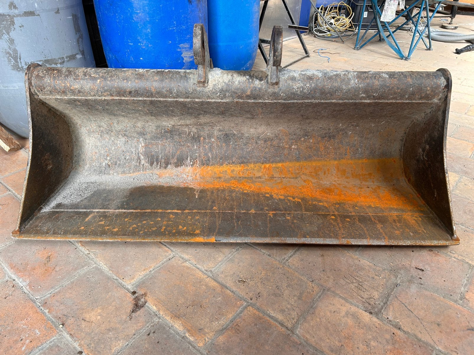 Godet 120cm CW05, Enlèvement