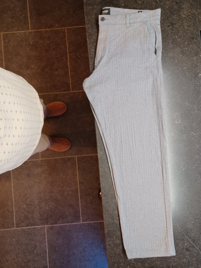 JACK&JONES LICHT GRIJZE HEREN BROEK MAAT W36 H32 NIEUW, Nieuw, Ophalen of Verzenden, Grijs, Jack&Jones