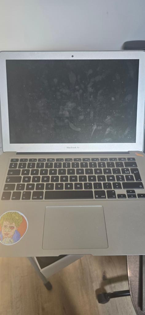 Mac book air A1466 pour pièces