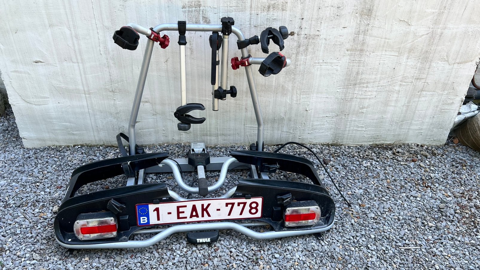 Convient pour deux velos électriques, Autos : Divers, Porte-vélos, Enlèvement, Comme neuf
