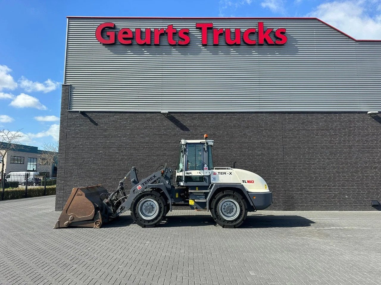 Terex TL 160 +HOOGKIEPBAK+HYDRAULISCHE+VEEGBORSTEL, Wiellader of Shovel