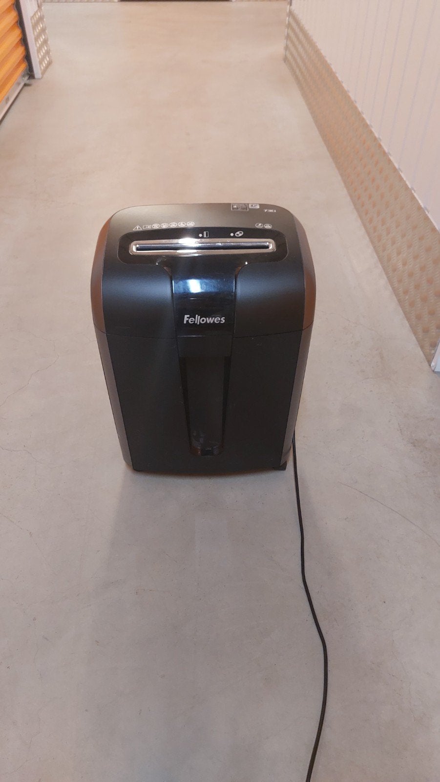 Fellowes 73 ci versnipperaar, Ophalen, Zo goed als nieuw