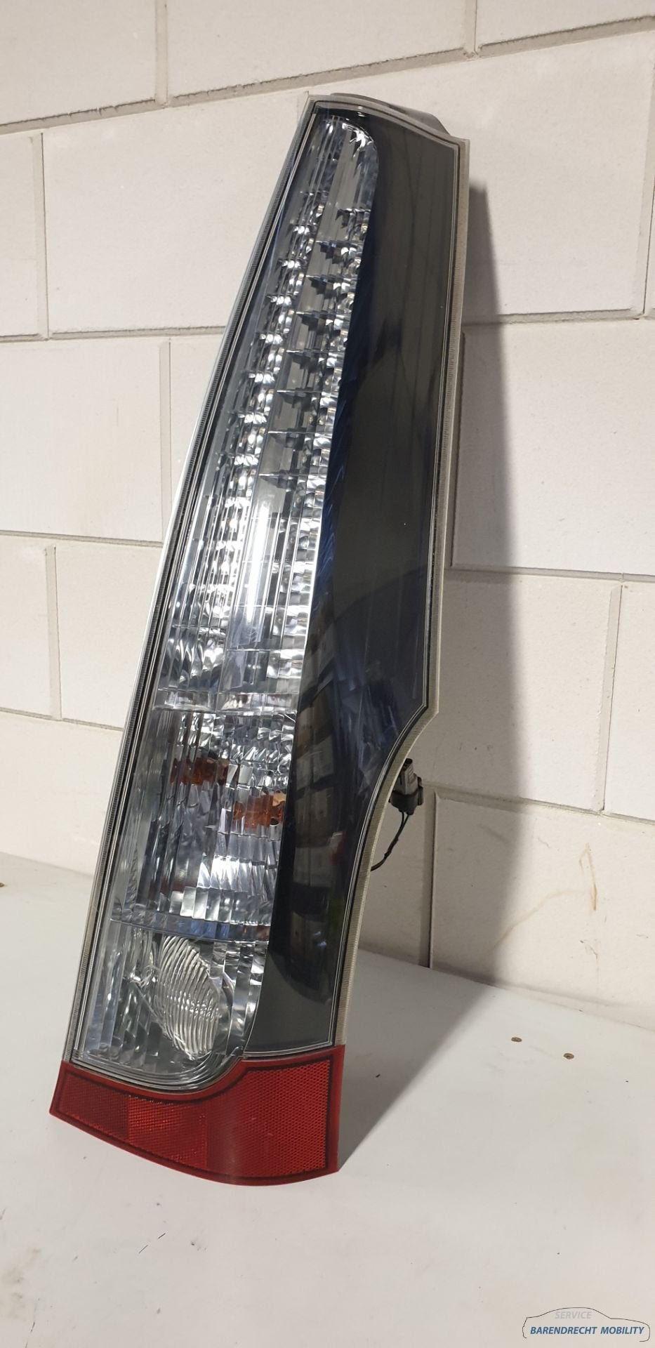 LED achterlicht rechts Grandis Mitsubishi 22087642 passagier, Info@mitsubishi-motors.com, Gebruikt, Mitsubishi Motors Corporation