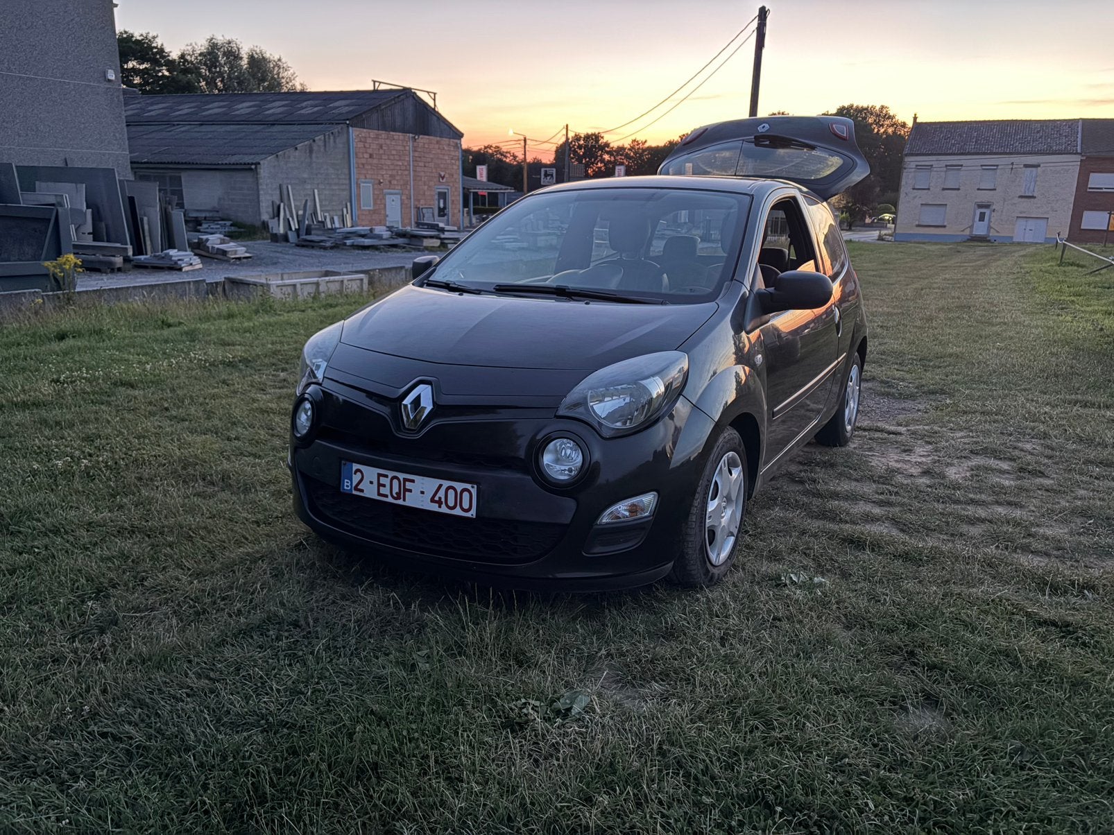 Renault Twingo ESSENCE, Enlèvement, Renault