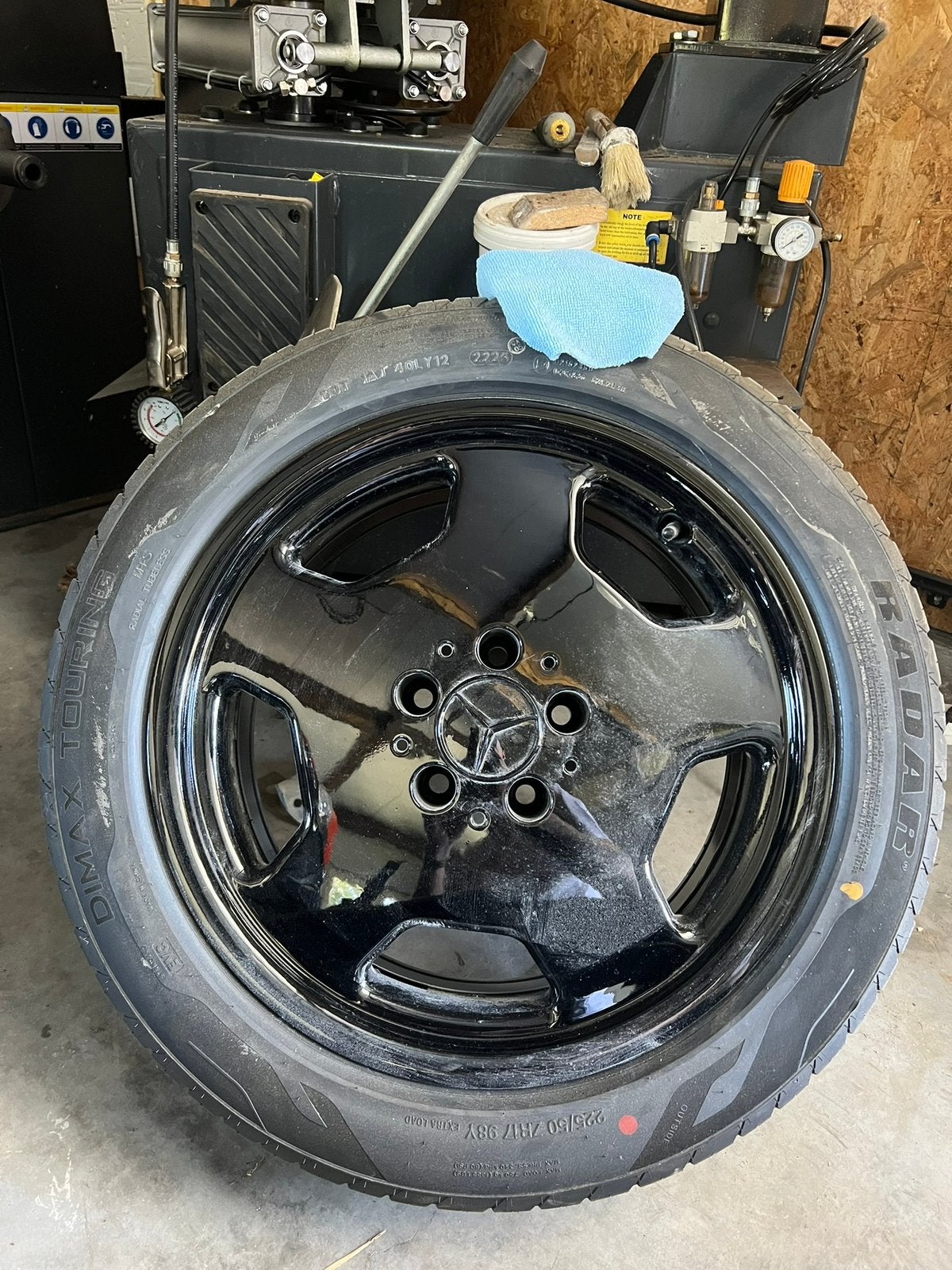 Mercedes AMG monoblock 17’, Enlèvement, 17 pouces, Pneu(s)