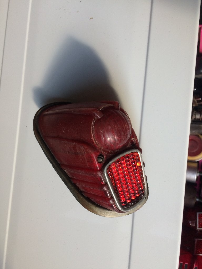 achterlicht met binnenwerk 4 CV, Autos : Pièces & Accessoires, Enlèvement ou Envoi, Utilisé, Renault