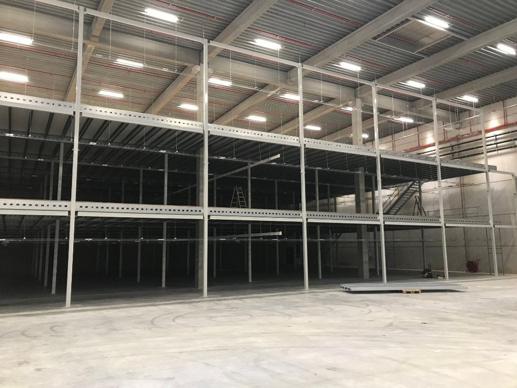 Mezzanine/Entresol Vloeren + Goederenlift Lödige, Ophalen
