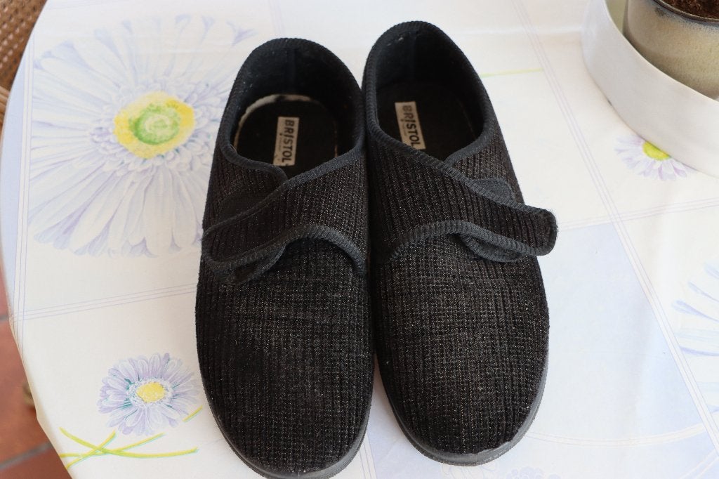 sloffen, Vêtements | Hommes, Comme neuf, Enlèvement, Pantoufles, Noir