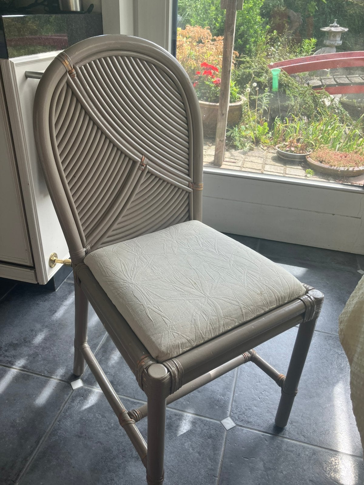 6stoelen en tafel, Ophalen, Zo goed als nieuw