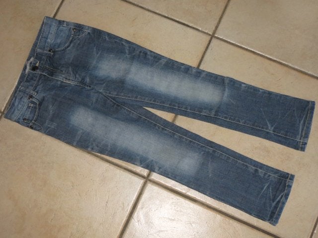 Een leuke jeansbroek, maat 128, als nieuw, Enfants & Bébés, Vêtements enfant | Taille 128, Enlèvement, Comme neuf, Fille, Pantalon