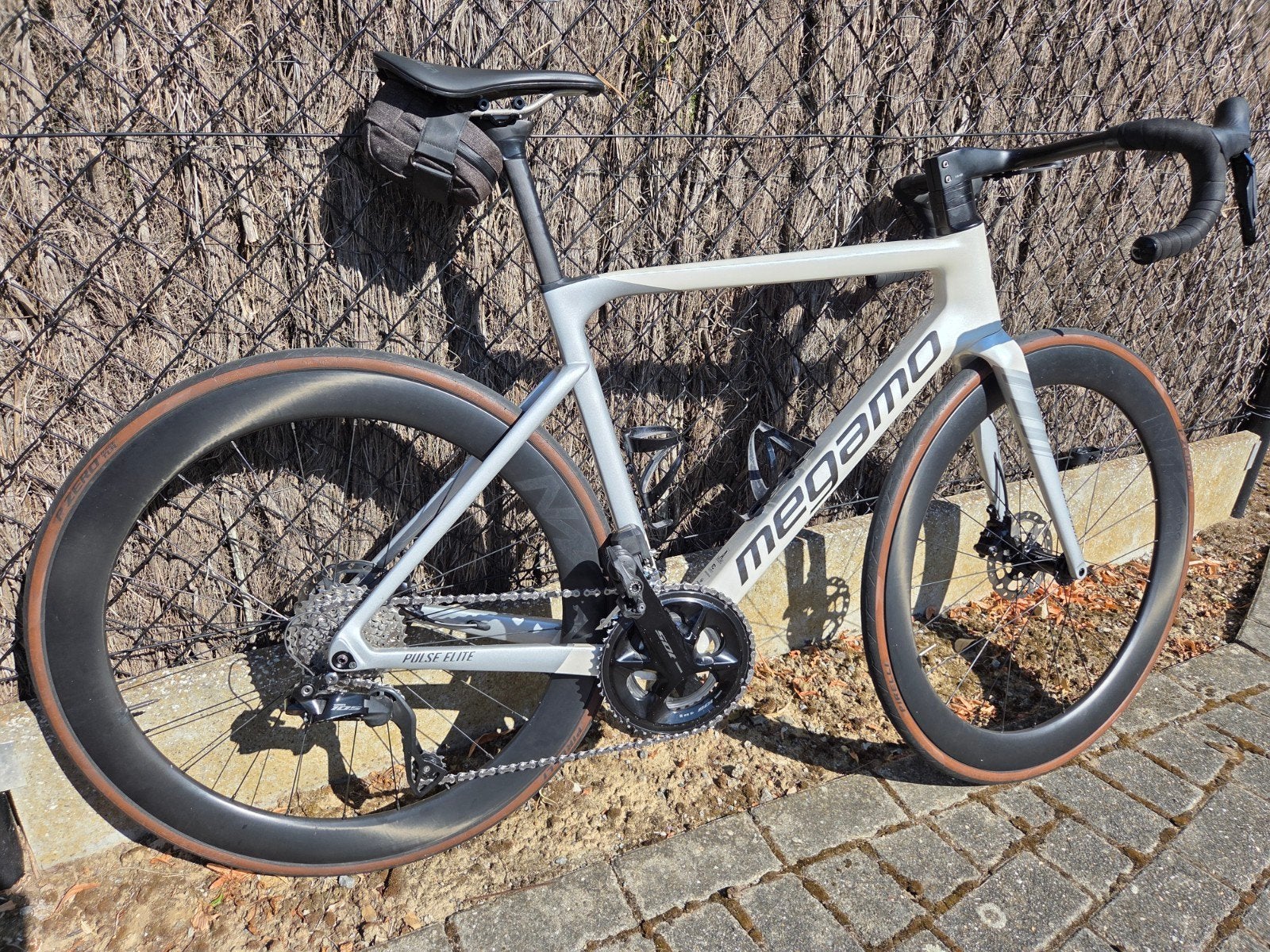 Megamo Pulse Elite 15 medium, Fietsen en Brommers, Fietsen | Racefietsen, Ophalen, Carbon, Zo goed als nieuw, Meer dan 20 versnellingen