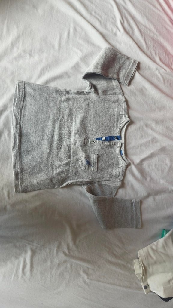 T94 hottop, Kinderen en Baby's, Kinderkleding | Maat 92, Gebruikt, Okaidi, Ophalen of Verzenden, Shirt of Longsleeve