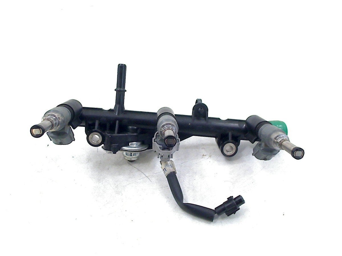 INJECTOR BRANDSTOF Yamaha MT 09 2014-2017 (01-2014/12-2017), Yamaha Motor Europe N.V., Gebruikt, Customersupport@yamaha-motor.co.uk