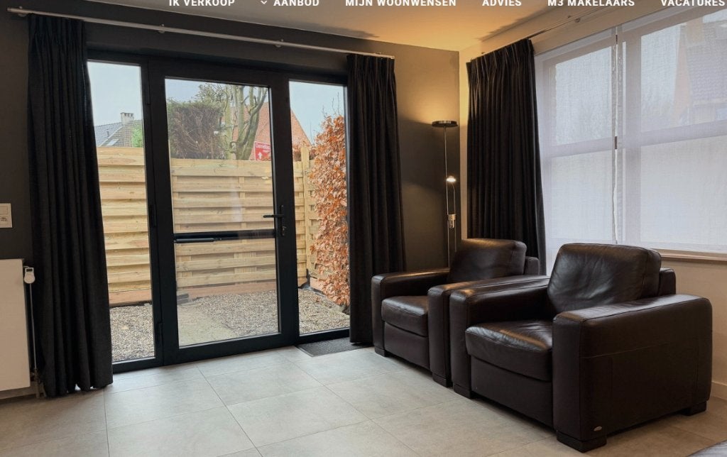 DUPLEX Gemeubeld te huur in Bazel, 50 m² of meer, Provincie Oost-Vlaanderen