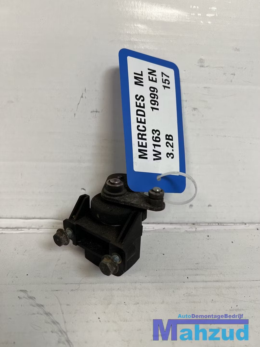 MERCEDES ML W163 3.2 Gaspositie sensor A0125423317, Gebruikt, Mercedes-Benz AG, Mercedes-Benz, Mercedesstrasse 120
70372  Stuttgart, DE
