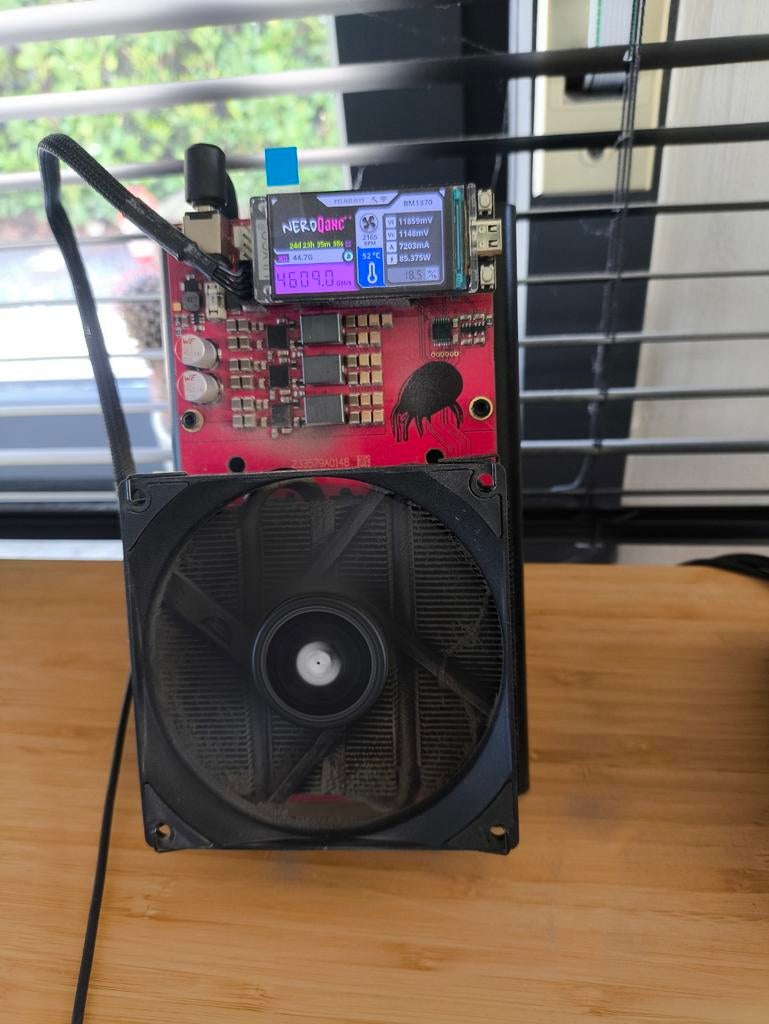 Nerdqaxe ++ Parasite edition, Enlèvement