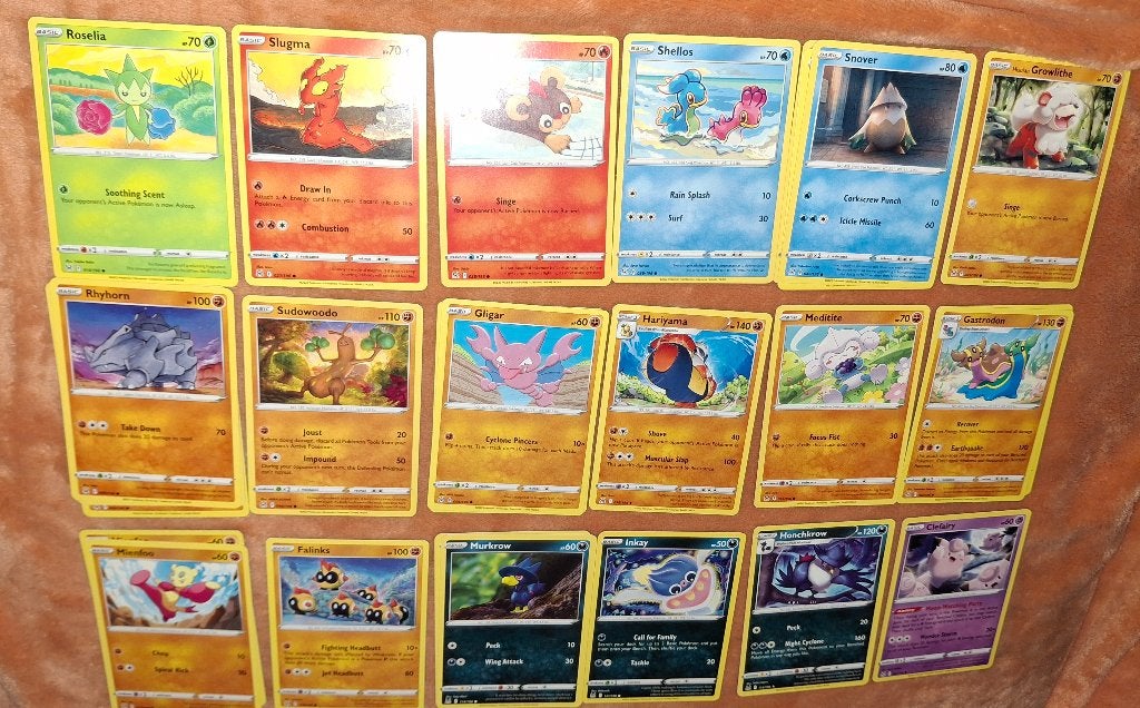 Lost Origin Pokémon kaarten te ruil., Hobby en Vrije tijd, Ophalen of Verzenden, Zo goed als nieuw, Meerdere kaarten, Foil
