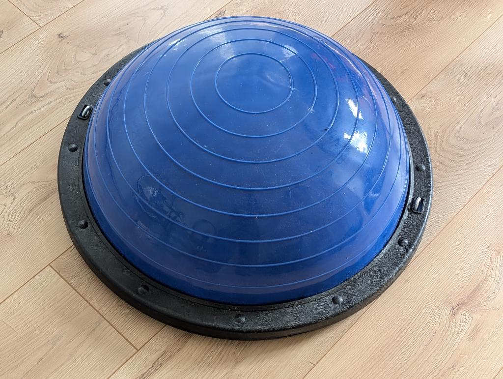 Bosubal, Sport en Fitness, Fitnessmaterialen, Ophalen, Zo goed als nieuw, Benen, Fitnessbal
