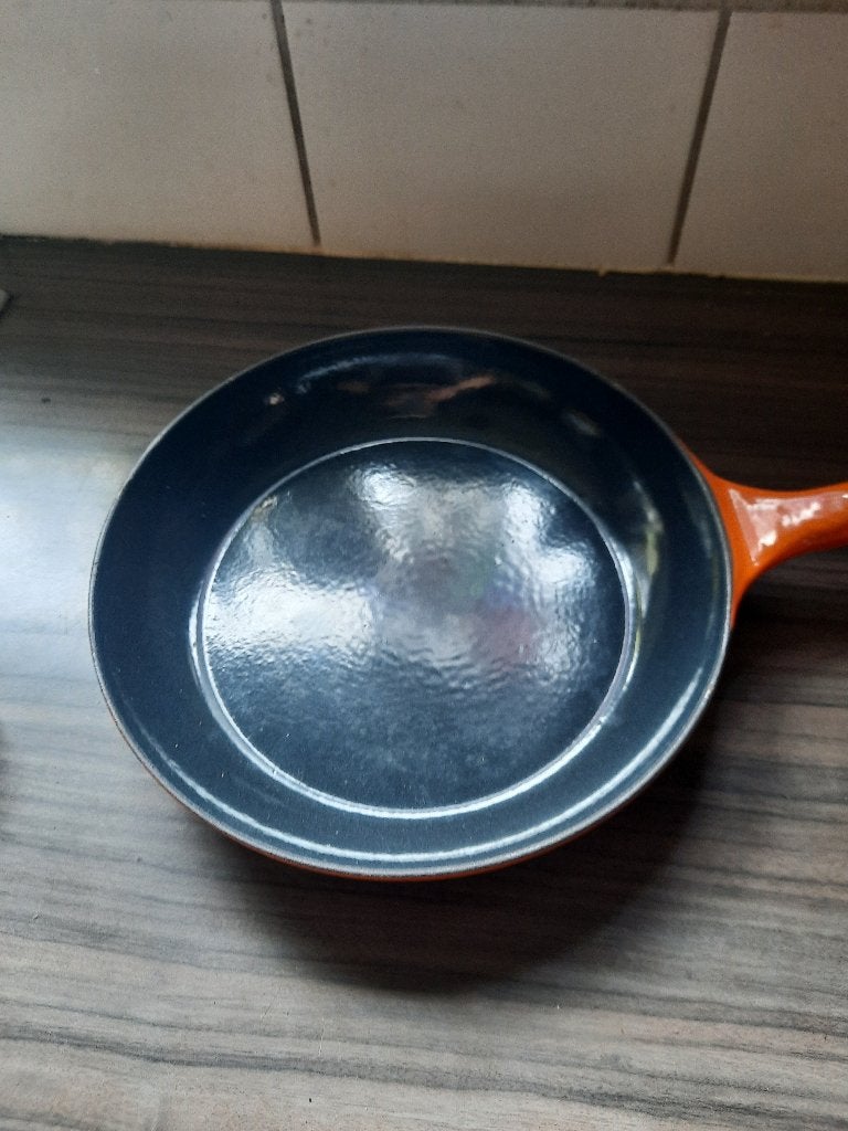 Belle poêle en fonte Cousances — 25 cm, Enlèvement, Fonte, Cocotte