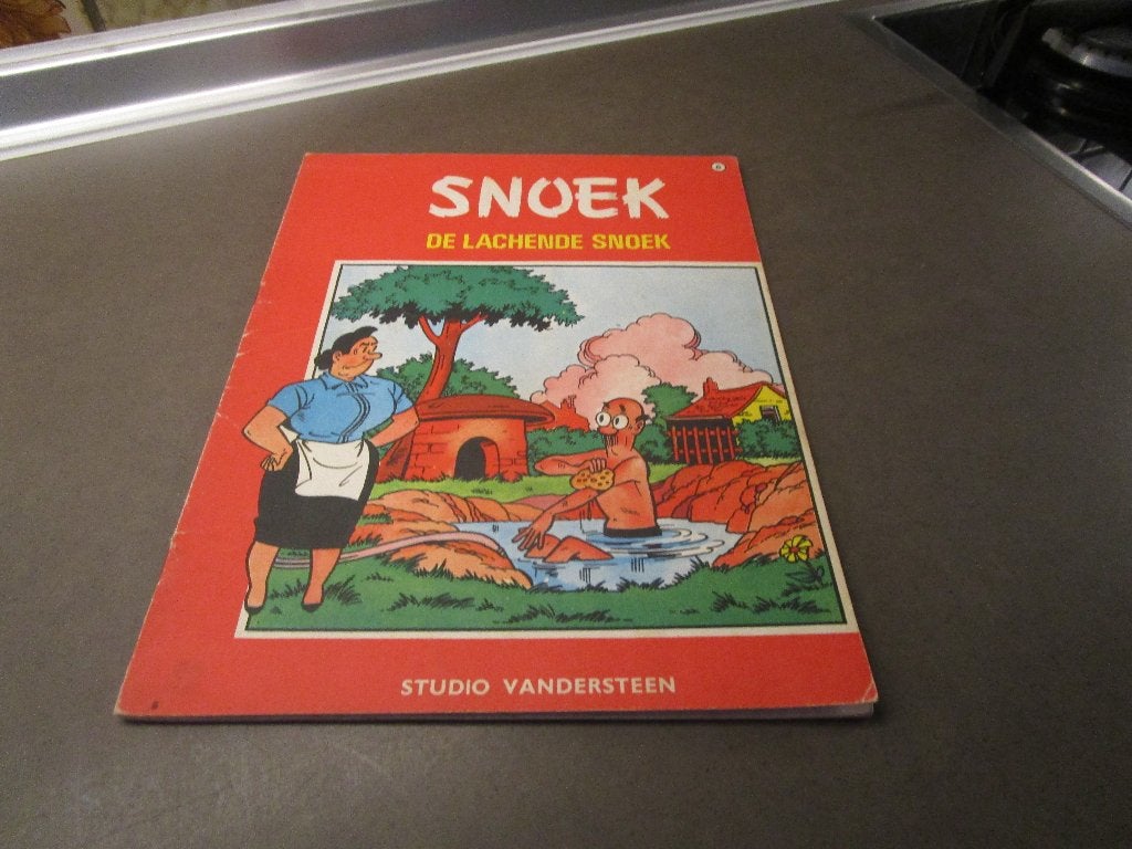 LAATSTE DAG: De lachende Snoek - 1e druk - 1968, Eén stripboek, Ophalen of Verzenden, Zo goed als nieuw, Studio Vandersteen