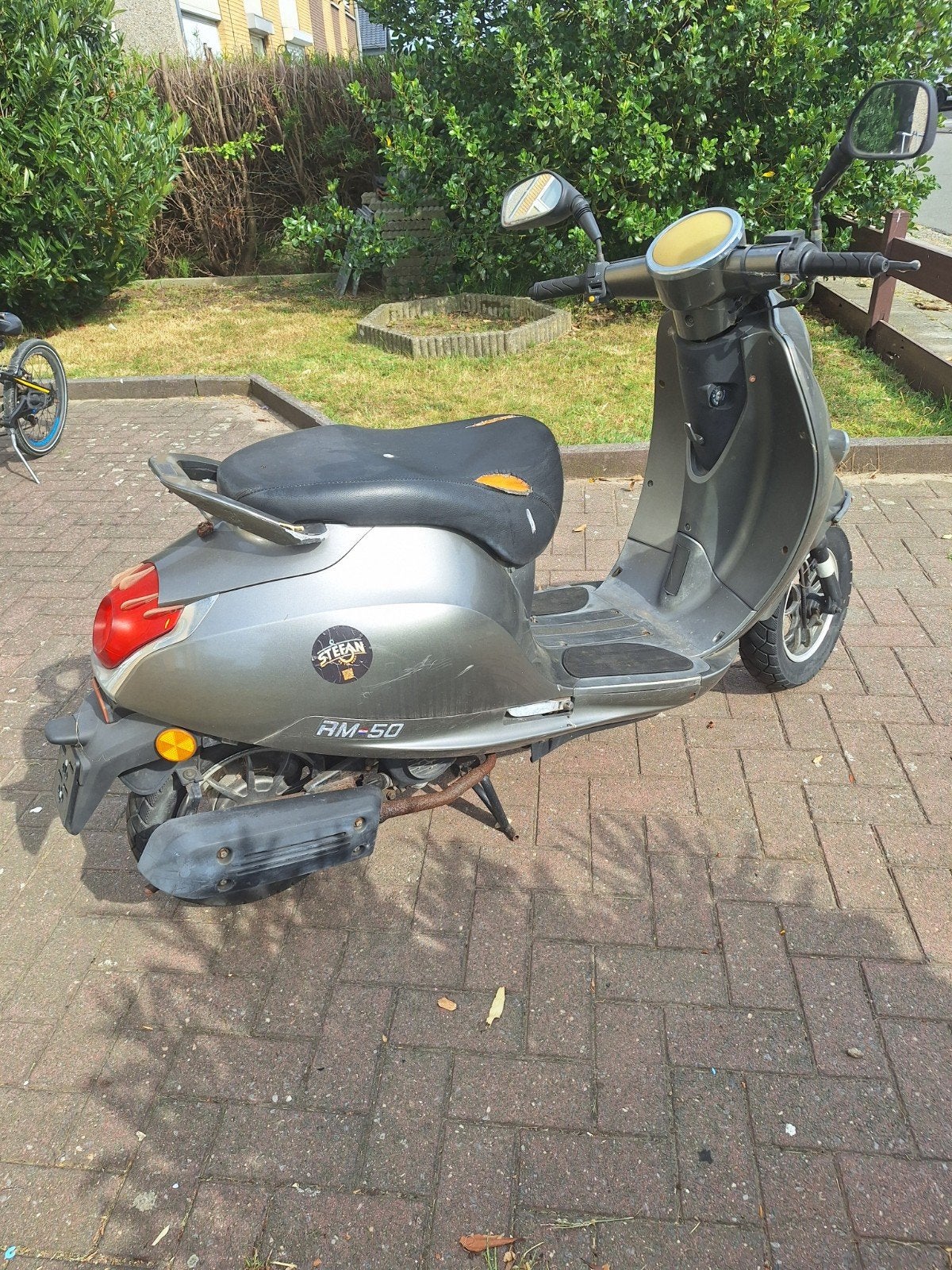 Brommer tekoop werkt niet ik weet niet wat is aan de hand, Ophalen