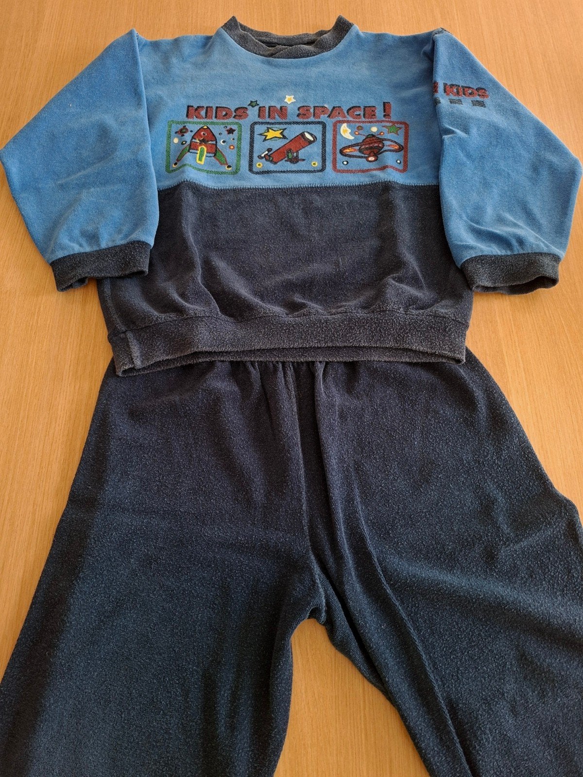 Pyama Perlina jongen Maat 128., Garçon, Perlina, Enlèvement ou Envoi, Vêtements de nuit ou Sous-vêtements