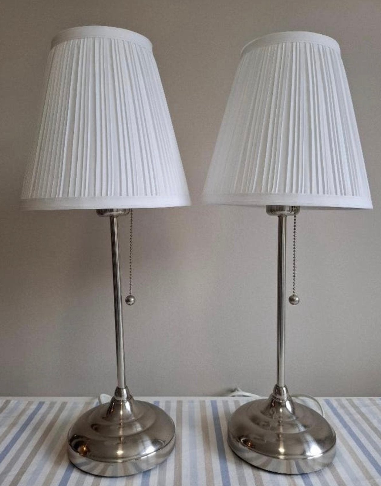 Lampes sur pied modèle Arstid IKEA, Maison & Meubles, Lampes | Lampes de table, Comme neuf, Métal, E27 (grand), Avec interrupteur