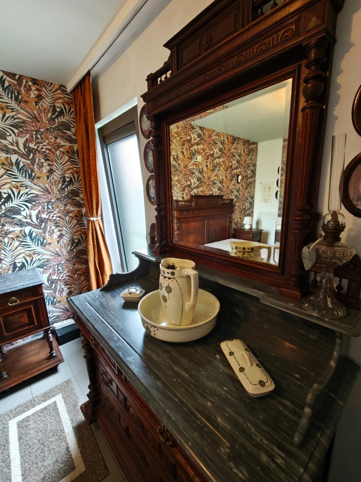 slaapkamer Mechelse Stijl 1900, Ophalen