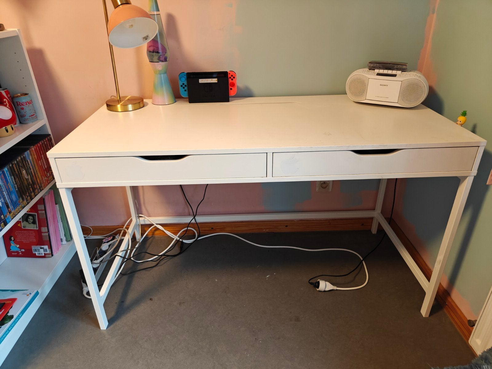Alex Bureau Ikea, Huis en Inrichting, Bureaus, Ophalen, Gebruikt, 132 cm, Schoolbureau