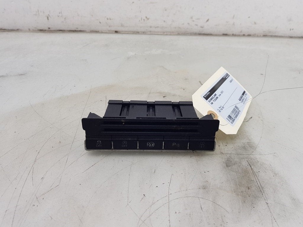 COMMUTATEUR Volkswagen Tiguan (5N1 / 2) (01-2007/07-2018), Utilisé, Volkswagen