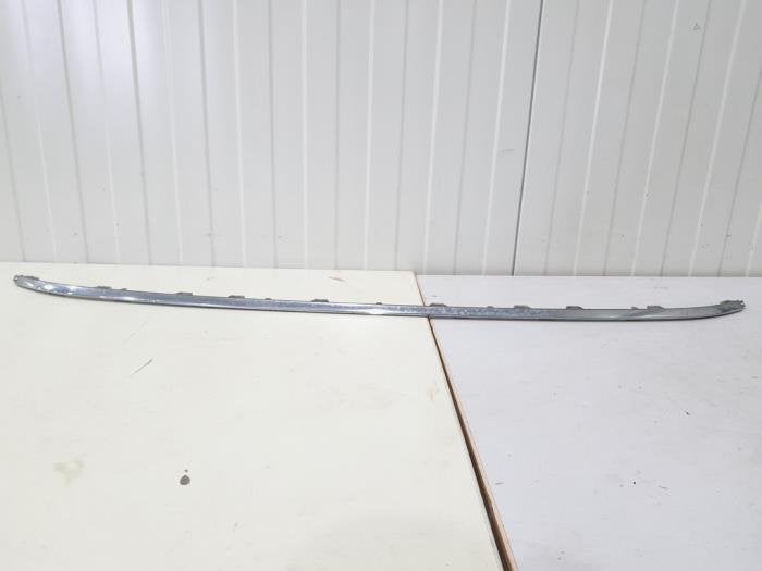 Carénage avant centre d'un Volkswagen Passat, Volkswagen, -, 3 mois de garantie, Utilisé