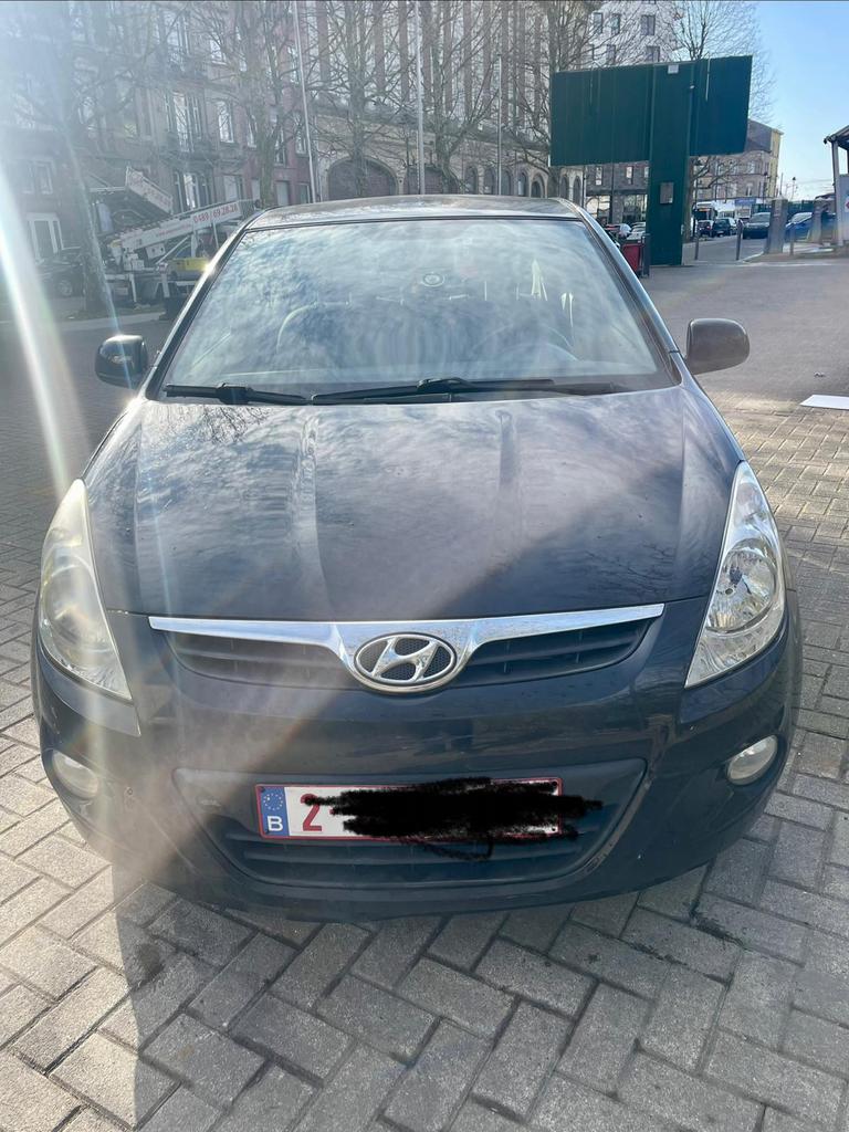 Hyundai I20 1.2 essence 160km, Autos, Achat, 5 portes, Berline, Particulier