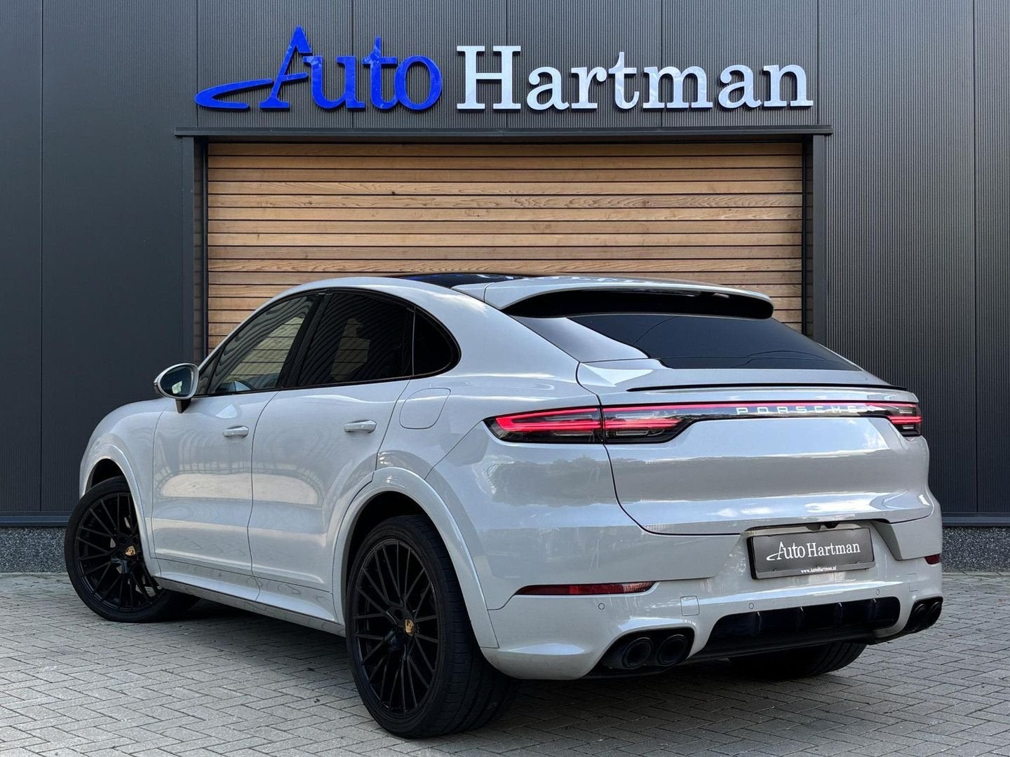 Porsche Cayenne Coupé 3.0 E-Hybrid HEAD-UP|PDLS+|BOSE|TREKHA, Auto's, Automaat, Cayenne, 14 kWh, Zwart