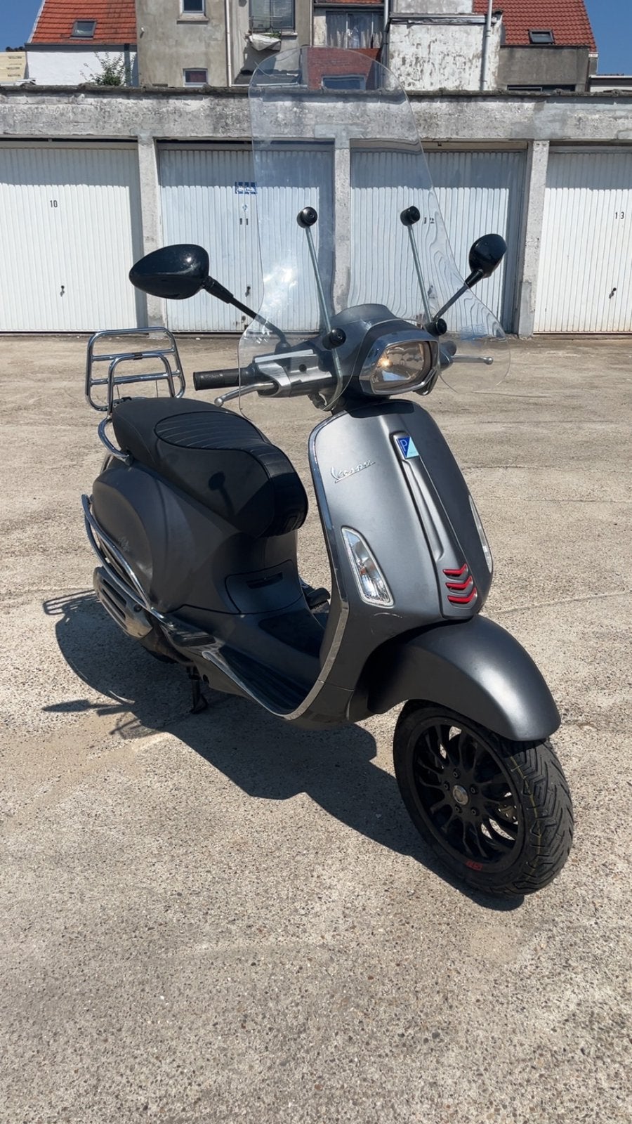 Vespa sprint 2018 80cc b klasse, Vélos & Vélomoteurs, Scooters | Vespa, Enlèvement, Comme neuf
