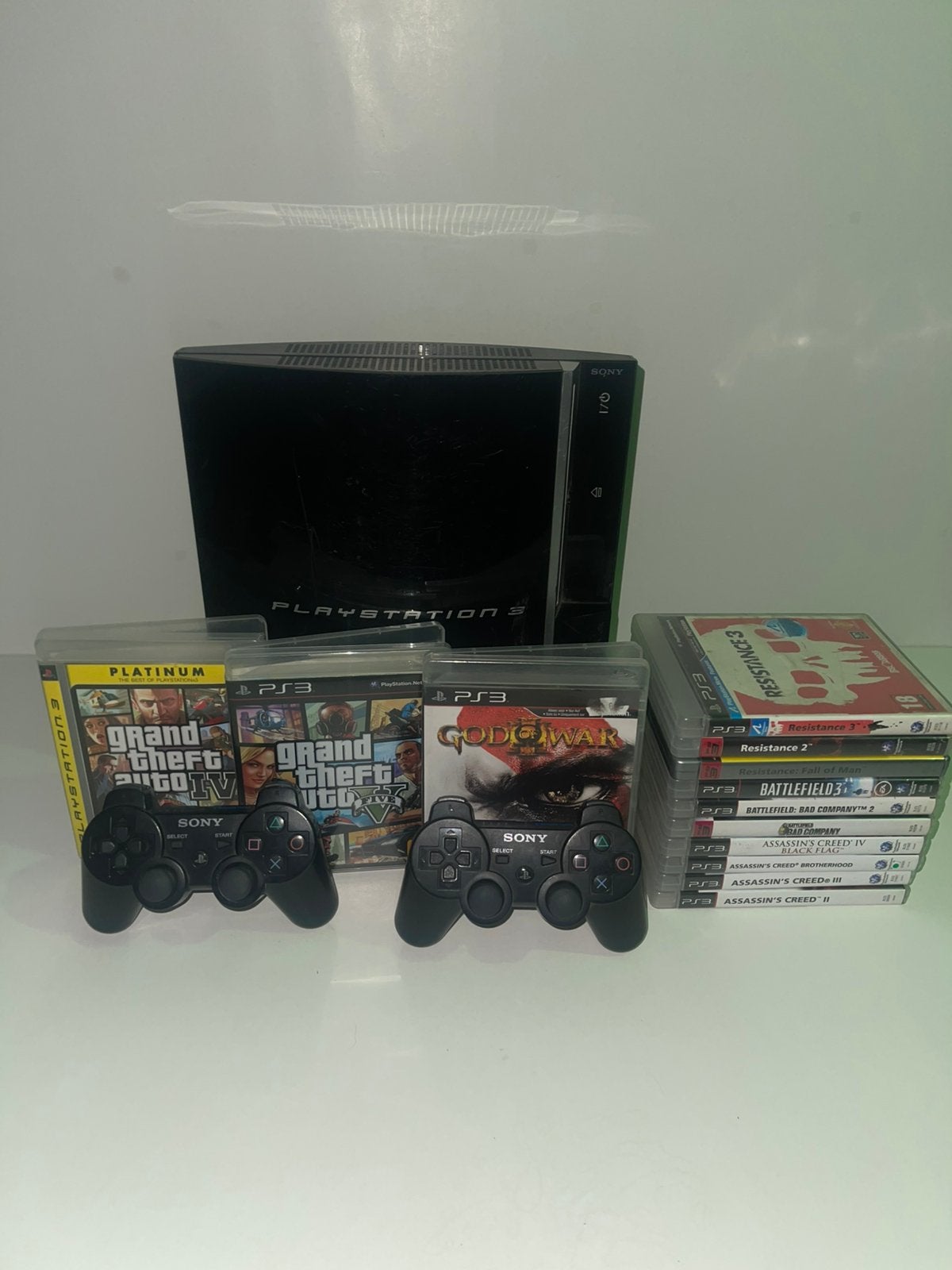 PS3 Bundle + 2 Controllers + 13 Games, Games en Spelcomputers, Spelcomputers | Sony PlayStation 3, Phat, Met 2 controllers, Gebruikt