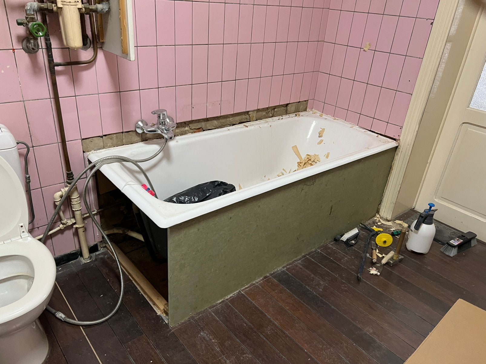 Gietijzeren badkuip voor inbouw, Ophalen, Gebruikt