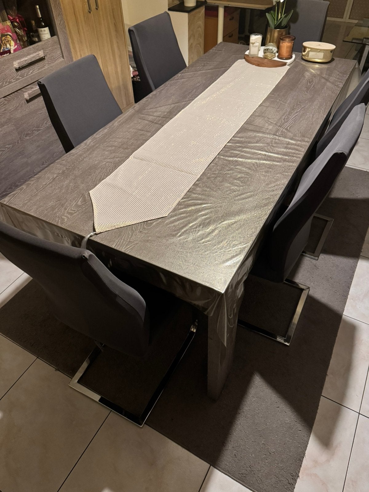 Ensemble table + 6 chaises, Enlèvement, Utilisé, 4 à 6 chaises