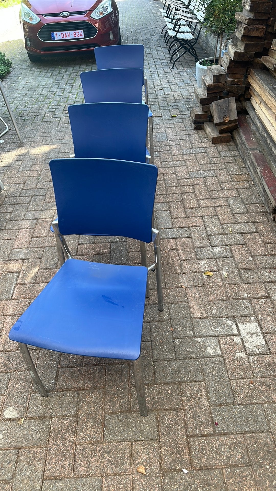 Vintage soho kwaliteit stapelstoelen 4 stuks, Huis en Inrichting, Ophalen, Kunststof, Blauw, Vier