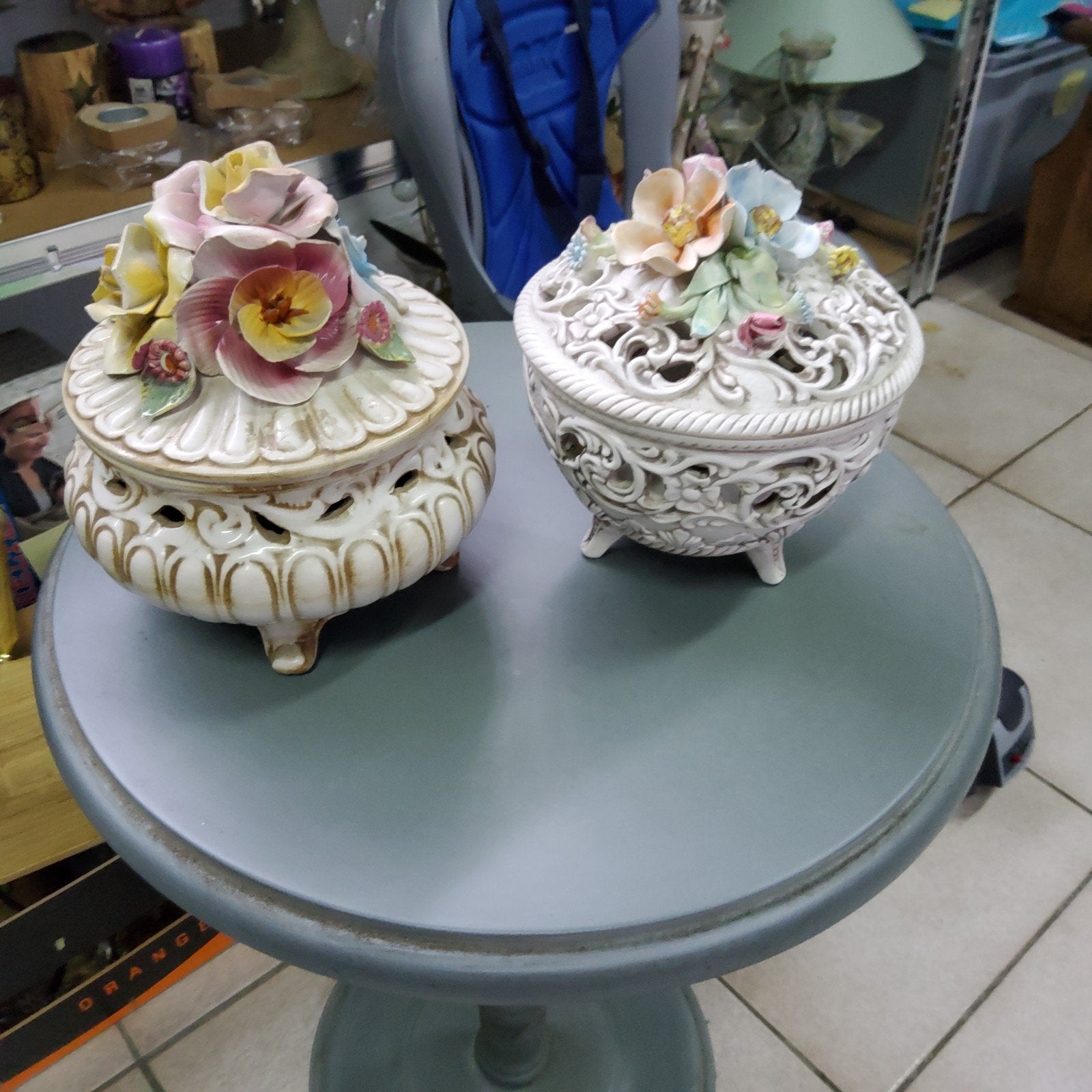 2 morceaux de biscuit ensemble 12€, Enlèvement