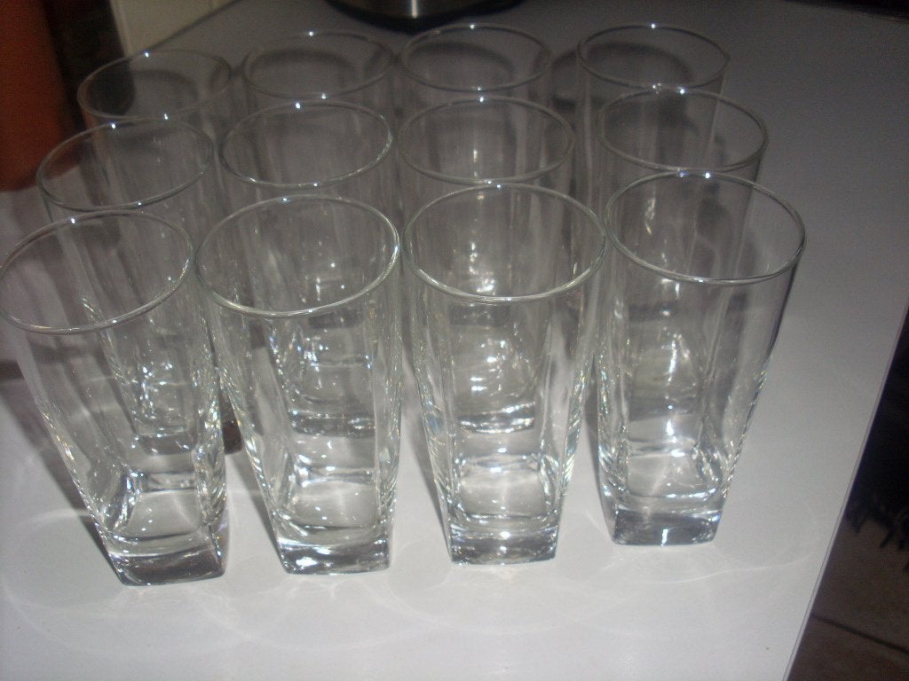 12 verres à eau ou autres, Maison & Meubles, Cuisine | Vaisselle, Enlèvement, Comme neuf, Verre, Verre ou Verres