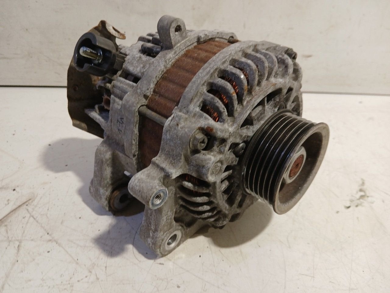 Dynamo Honda Civic, Auto-onderdelen, Onderdelen@venauto.nl, Gebruikt, Ettenseweg 76, 4706 PB Roosendaal, The Netherlands, Herkomst onderdeel bekend