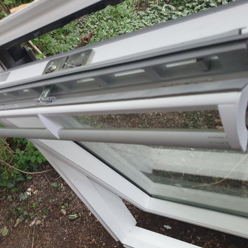 Velux dakraam GGL-MK04  98×78, Ophalen, Zo goed als nieuw, Dakraam, Dubbelglas