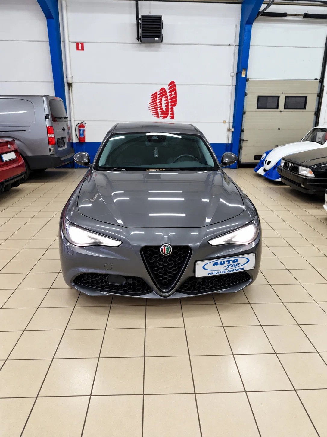 Alfa Romeo Giulia 2.2 jtd 160 ch (bj 2019, automaat), Auto's, Gebruikt, 4 cilinders, https://public.car-pass.be/vhr/90706a66-46d9-4568-ac89-47934622d630