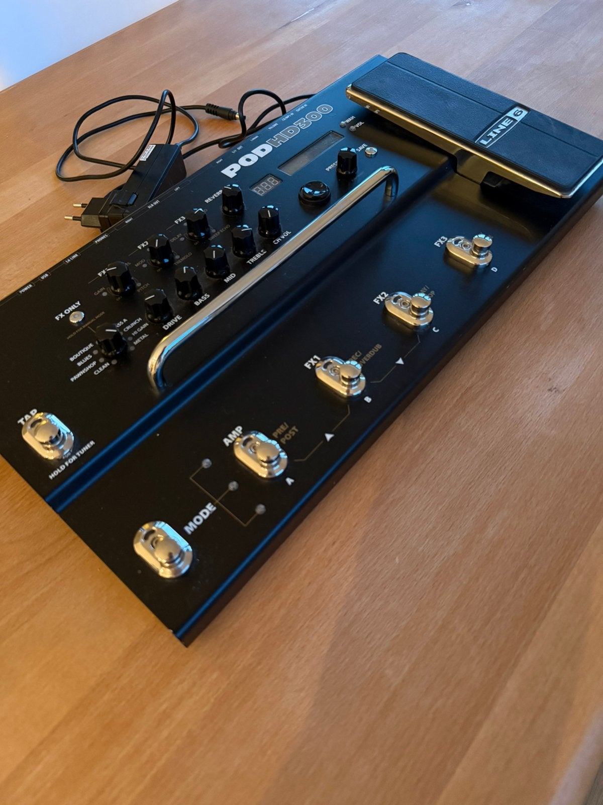 Line 6 POD HD300, Muziek en Instrumenten, Effecten, Ophalen, Gebruikt, Multi-effect