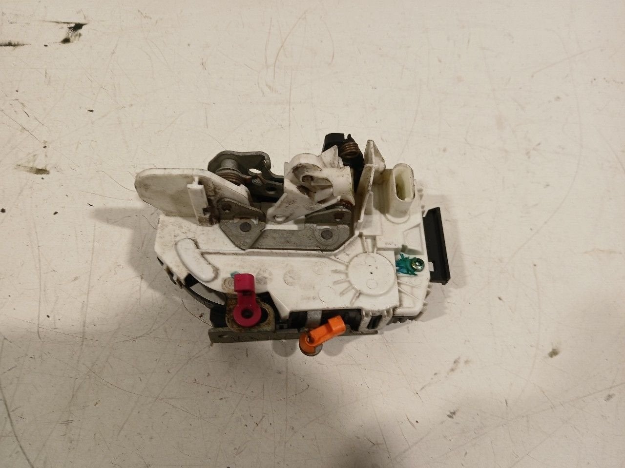 Slot mechaniek portier elektrisch centrale vergrendeling lin, Onderdelen@venauto.nl, Van der Ven Autorecycling B.V., Ettenseweg 76, 4706 PB Roosendaal, The Netherlands