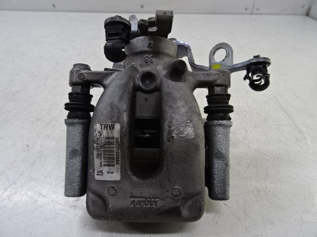 ETRIER DE FREIN ARRIÈRE DROIT Peugeot (98031120580), Kontakt-peugeot@peugeot.com, Utilisé, Peugeot Deutschland GmbH, Bahnhofsplatz
65423  Rüsselsheim, DE
