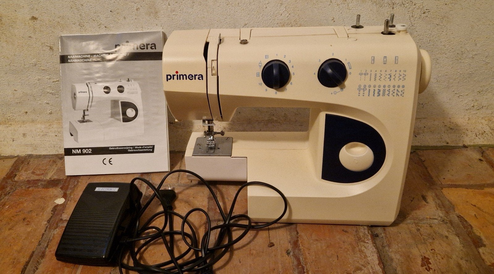 naaimachine prima staat, Ophalen, Naaimachine