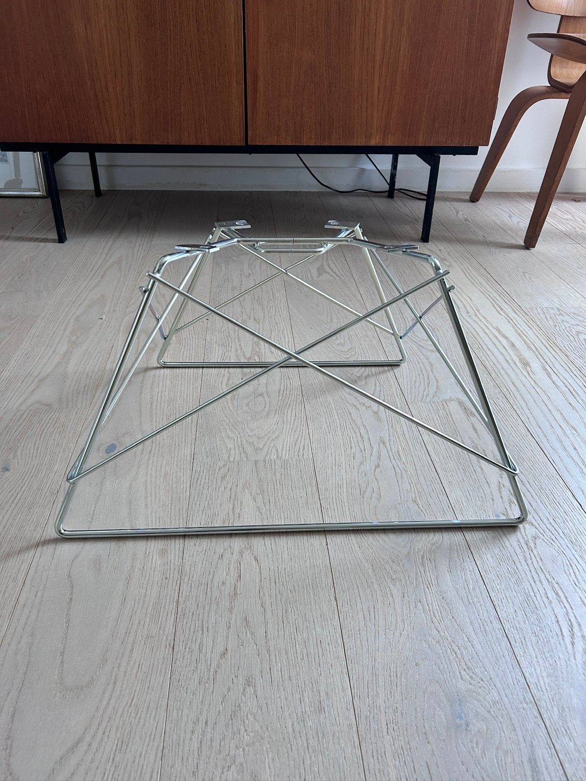 Eames Cats Cradle Base (onderstel) – Low Rod - chrome, Huis en Inrichting, Ophalen of Verzenden, Zo goed als nieuw