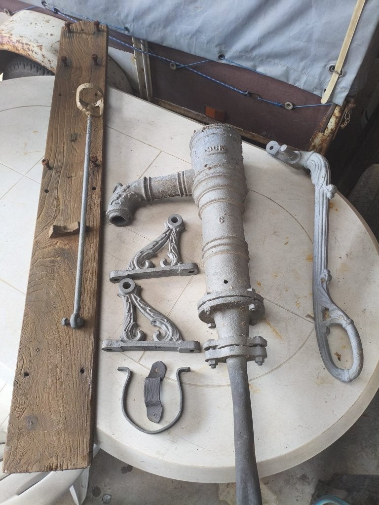 POMPE à EAU manuelle ,complète ancienne et sablée, Enlèvement, Utilisé, Manuelle