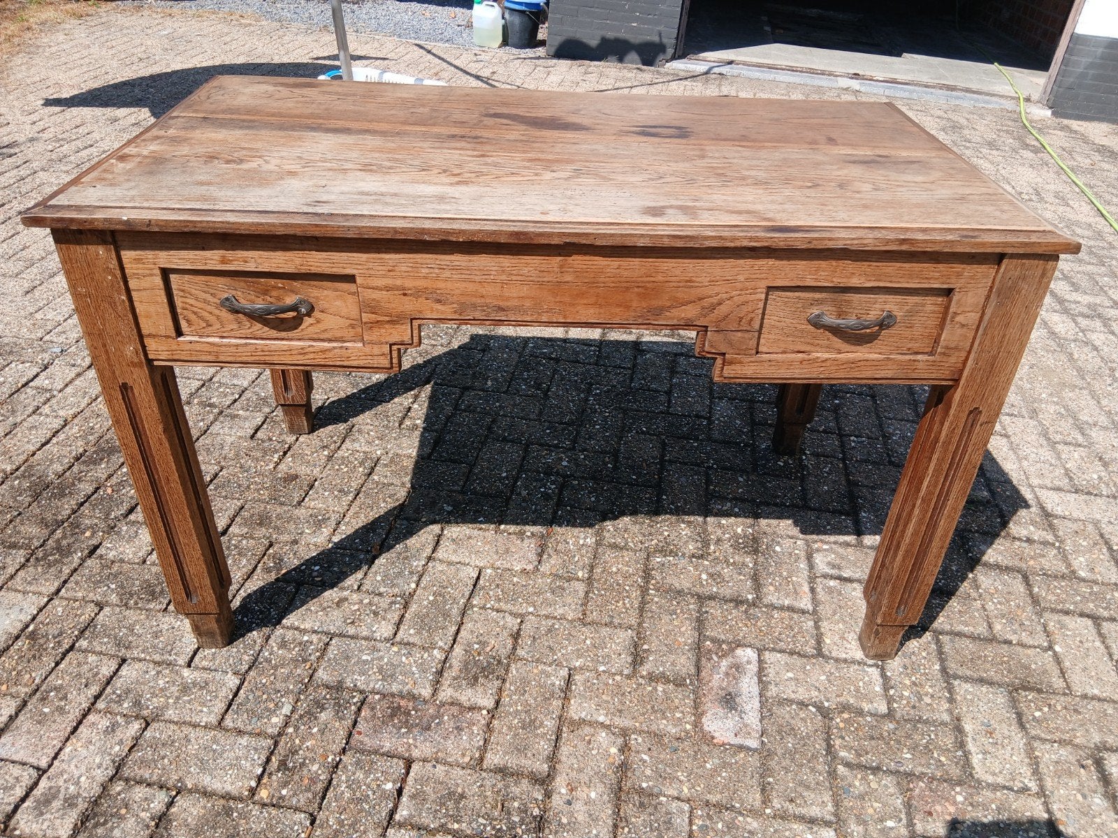 bureau ancien, Enlèvement